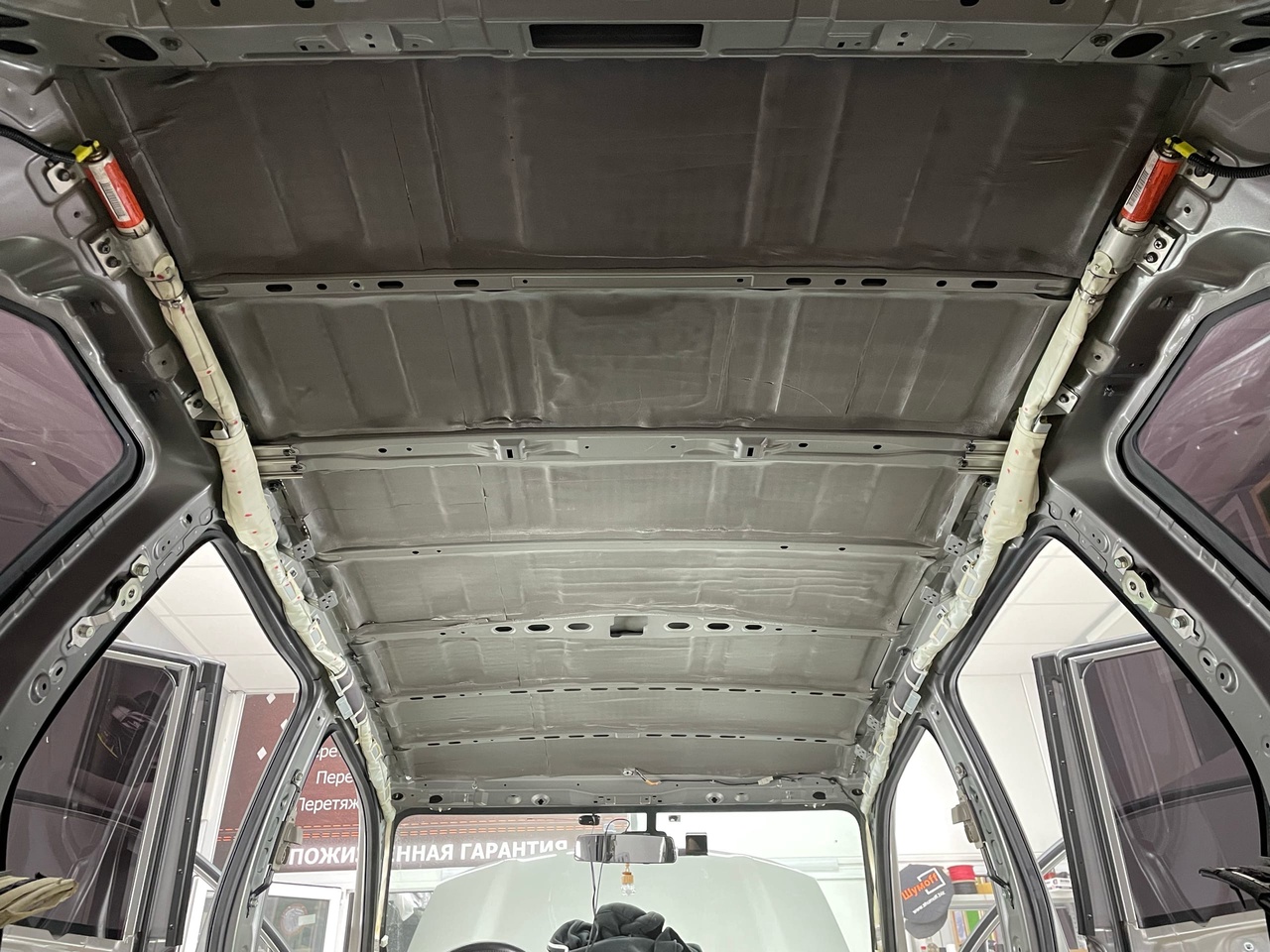 Nissan X-Trail T31 крыша 3 слой шумопоглотитель