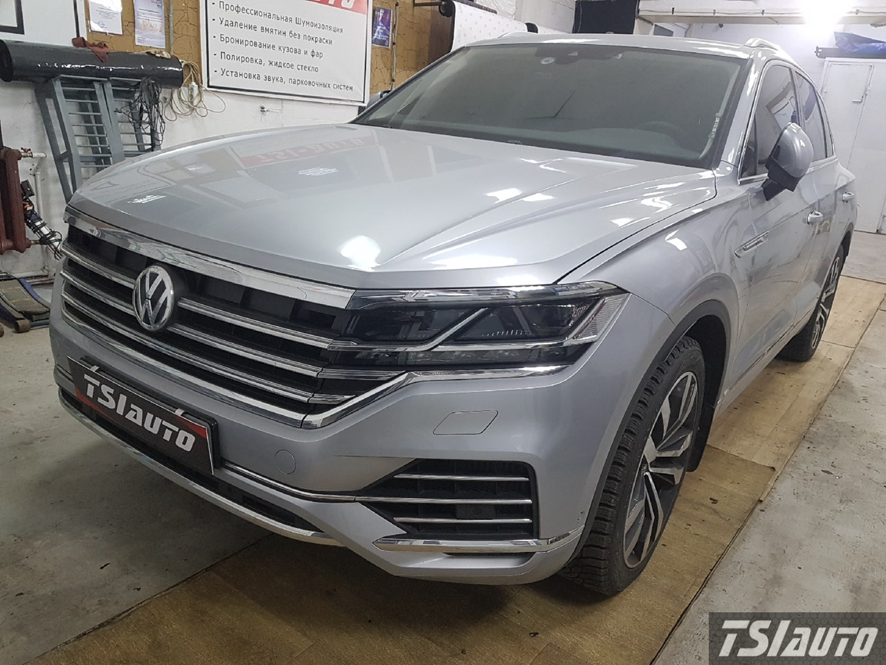 Правильная шумоизоляция Volkswagen Touareg 3 в Алматы