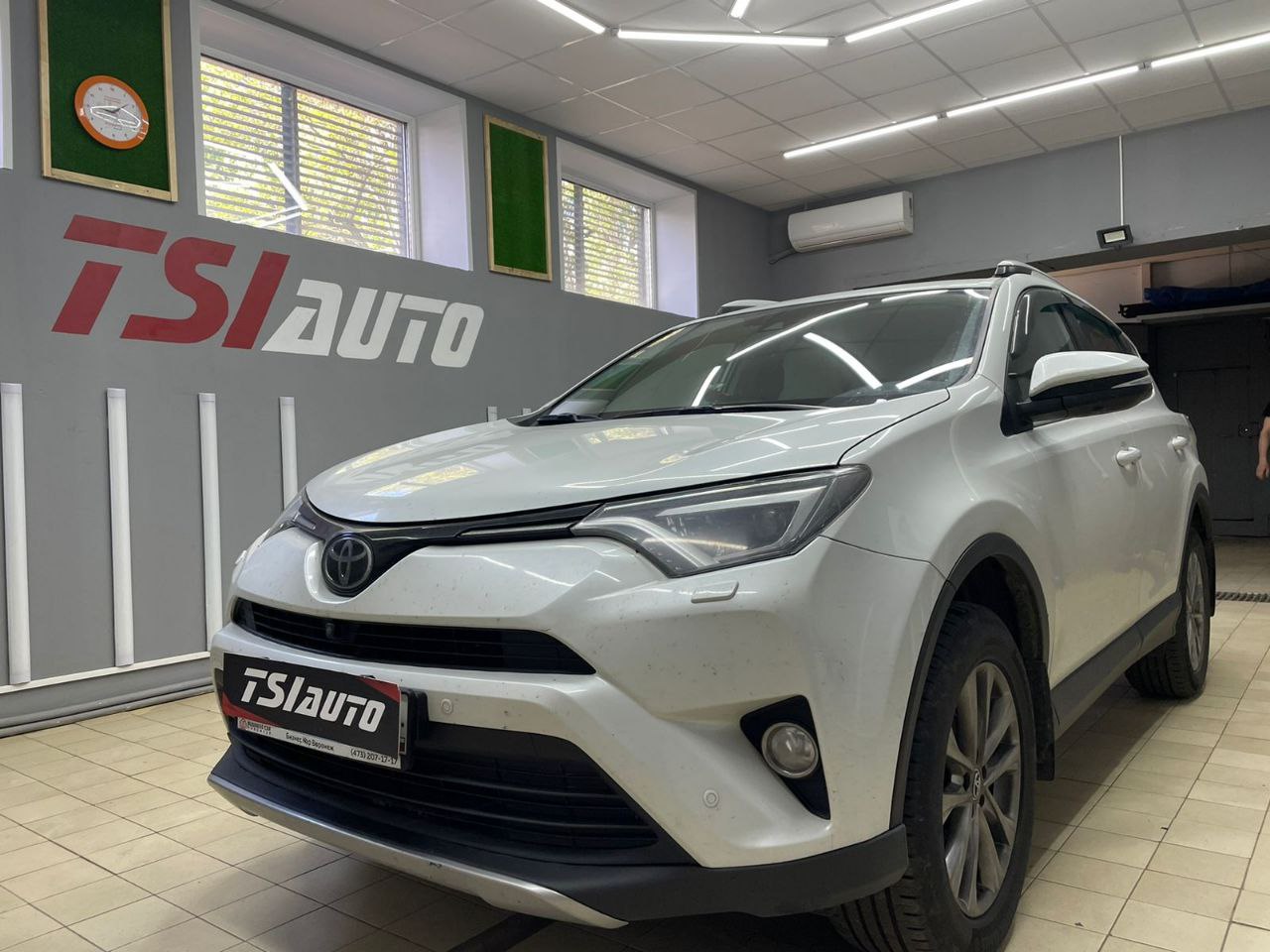 Полная шумоизоляция Toyota RAV4 в Алматы за 1 день всего салона