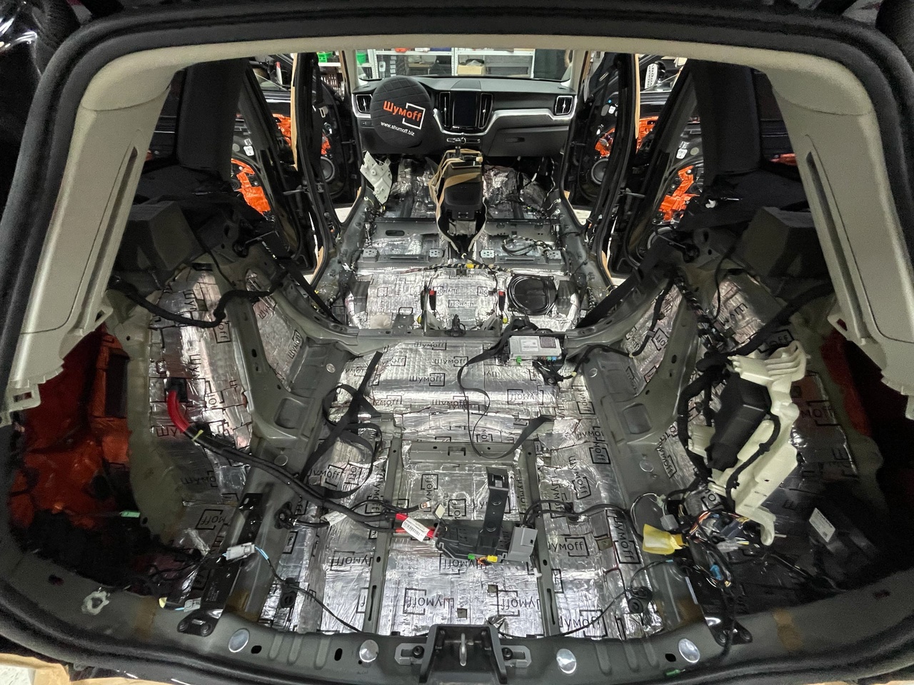 Шумоизоляция Volvo XC60 Багажник 1 слой вибро 3